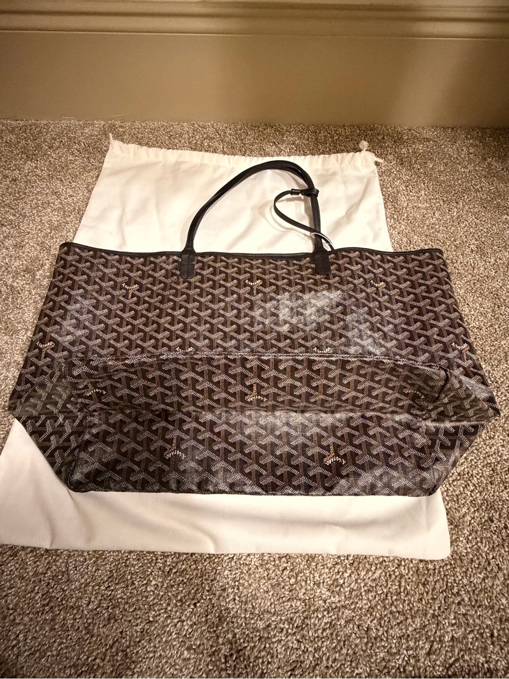 Goyard Saint Louis GM tote in Black and Brown Goyard Canvas - Picture 13 of 16